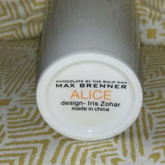 Max Brenner Alice Mug 🍺 - Picture 4 of 6